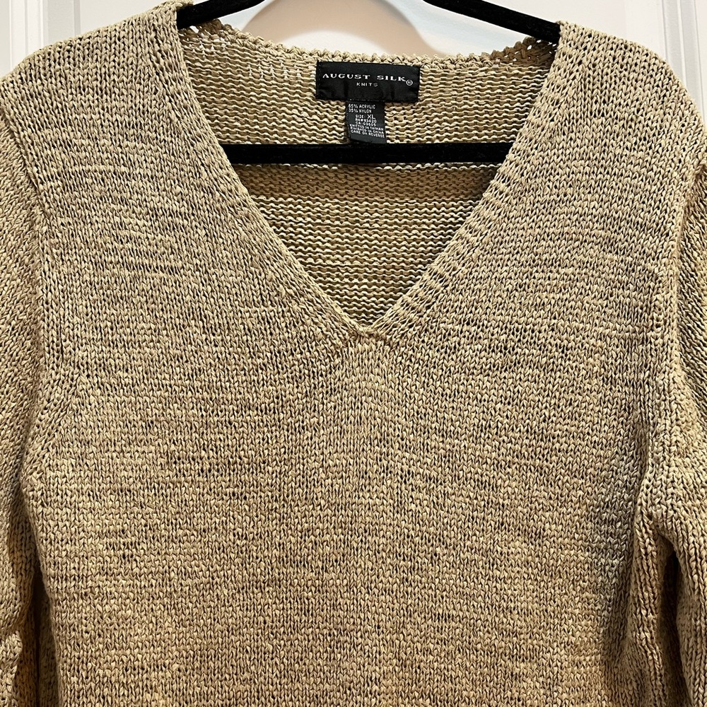 AUGUST SILK Tan V-neck sweater pullover 3/4 Sleeves Armpit To Armpit 22” XL - Picture 3 of 6